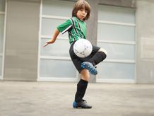 Дитяче футбольне взуття