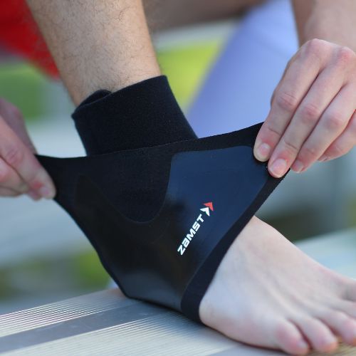 Стабілізатор щиколотки Zamst FILMISTA Ankle Right чорний 470204