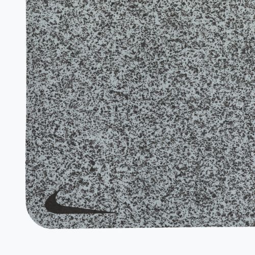 Килимок для йоги Nike Flow 4 mm сірий N1002410-919