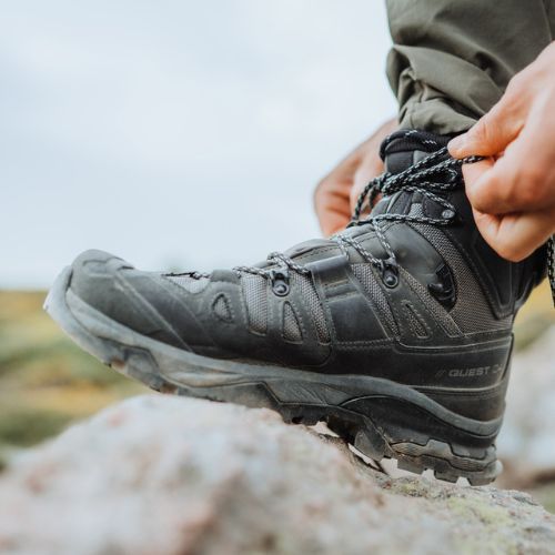 Черевики для трекінгу чоловіче Salomon Quest 4 GTX чорні L41292600