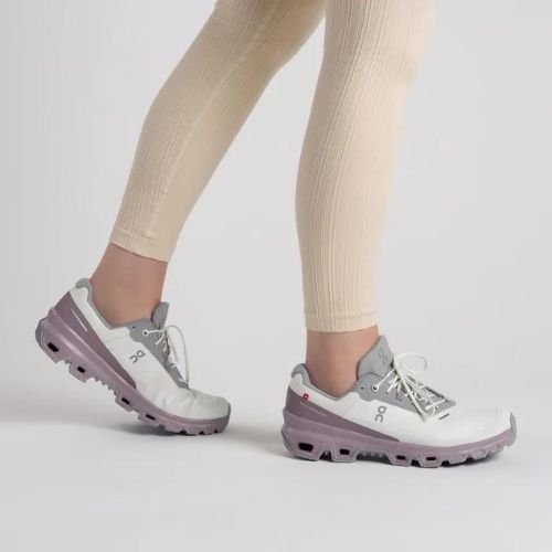 Кросівки для бігу жіночі On Cloudventure Waterproof Ice/Heron 3298576