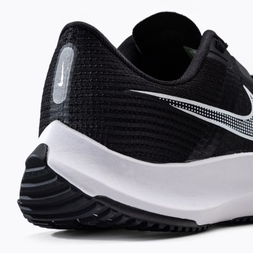 Кросівки для бігу чоловічі Nike Air Zoom Rival Fly 3 чорні CT2405-001