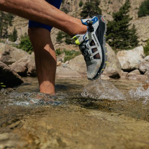 Аквашузи чоловічі Salomon Techamphibian 5 світло-сірі L47113800