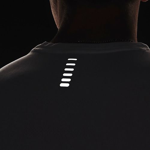Футболка для бігу чоловіча Under Armour Seamless Stride біла 1375692