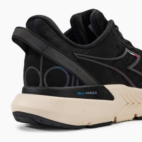 Кросівки для бігу чоловічі Diadora Mythos Blushield Volo Hip 3 чорні DD-101.179089-C2609