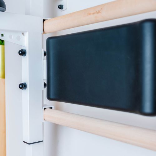 Драбина гімнастична BenchK біла BK-723W