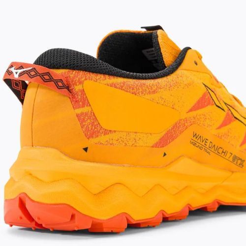 Кросівки для бігу чоловічі Mizuno Wave Daichi 7 GTX zinnia/tigerlily/black