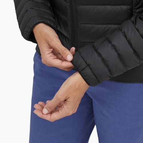 Пуховик жіночий Patagonia Down Sweater black