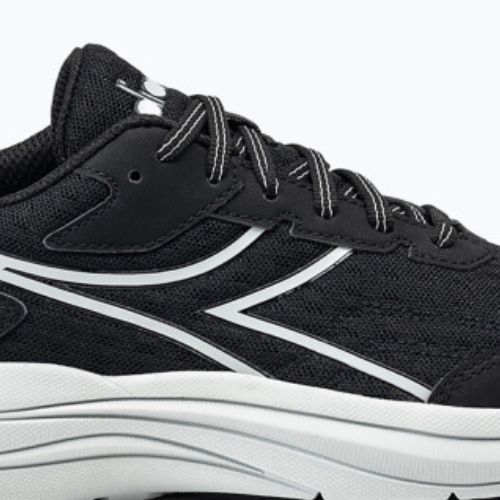 Жіночі бігові кросівки Diadora Snipe чорний / льодовик сірий