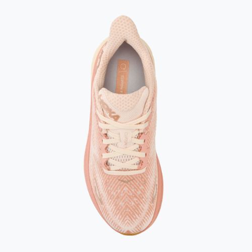Кросівкі для бігу жіночі HOKA Clifton 9 sandstone/cream