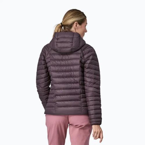 Пуховик жіночий Patagonia Down Sweater Hoody obsidian plum