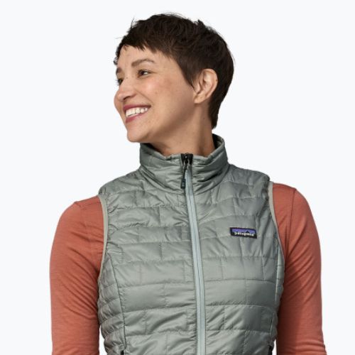 Жіноча безрукавка Patagonia Nano Puff сніговий зелений