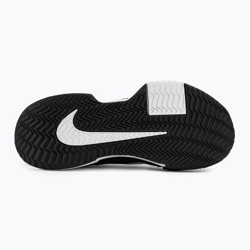 Кросівки тенісні чоловічі Nike Zoom GP Challenge Pro Clay black/white