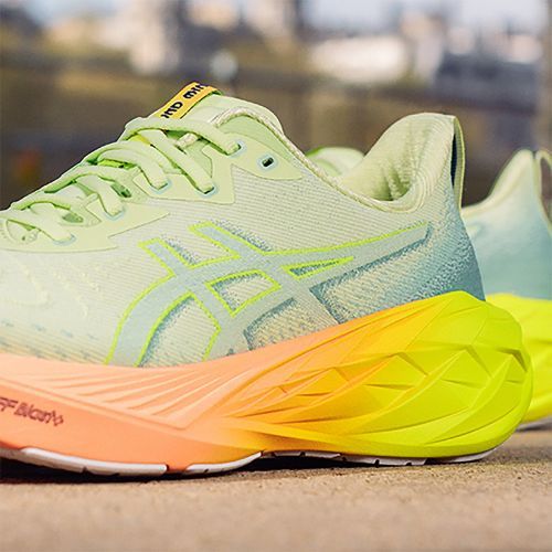 Кросівки для бігу жіночі ASICS Novablast 4 Paris cool matcha/safety yellow