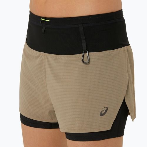 Шорти для бігу жіночі ASICS Fujitrail 2-N-1 pepper / performance black