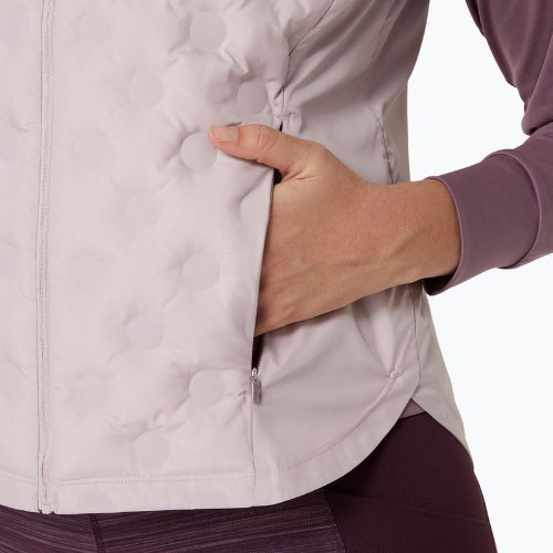 Жилет для бігу жіночий ASICS Nagino Run Padded Gilet watershade rose