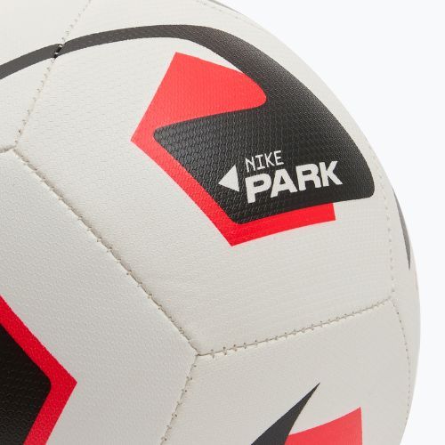 М'яч футбольний Nike Park Team 2.0 white/bright crimson/black розмір 4