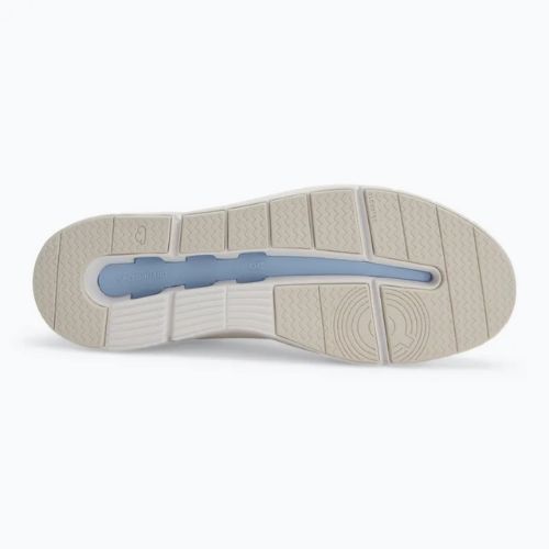 Кросівки жіночі On The Roger Advantage white/fossil