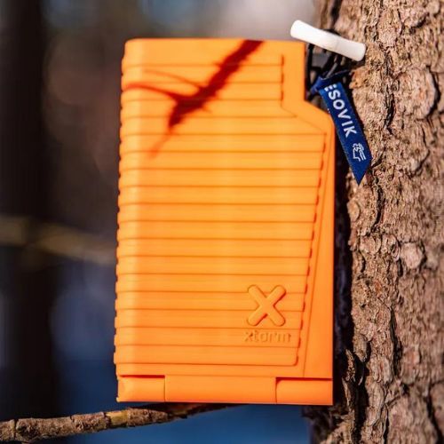 Повербанк сонячний Xtorm Super Charger 10000 мАг 20W чорний