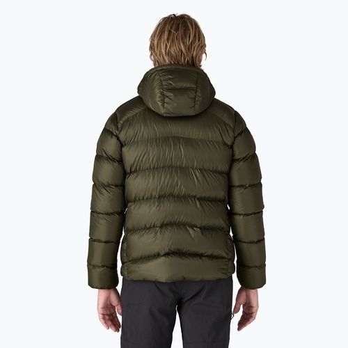 Чоловіча куртка Patagonia Fitz Roy Down Hoody з капюшоном із соснової хвої зеленого кольору