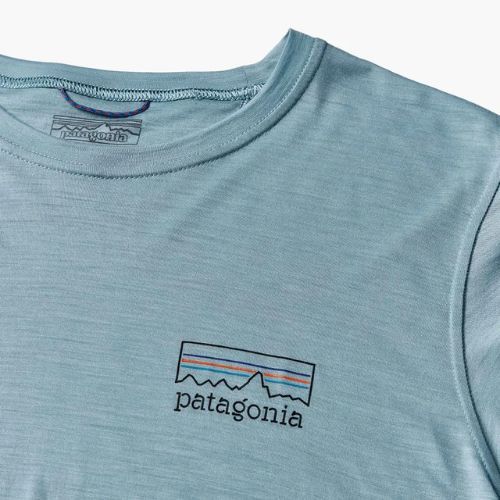 Футболка чоловіча Patagonia Cap Cool Merino Blend Graphic Shirt fitz roy strata/thermal blue