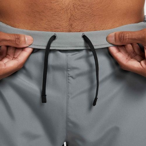 Шорти чоловічі Nike Dri-Fit Challenger 7" Brief-Lined smoke grey/smoke grey/black