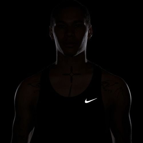 Чоловіча бігова майка Nike Fast Dri-Fit чорна