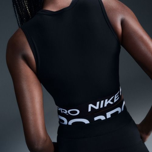Топ для тренувань жіночий Nike Pro Dri-Fit black/white