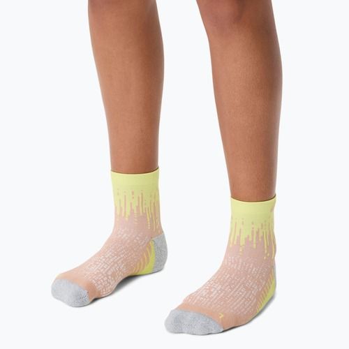 Шкарпетки ASICS Performance Run Quarter neutral pink/huddle yellow