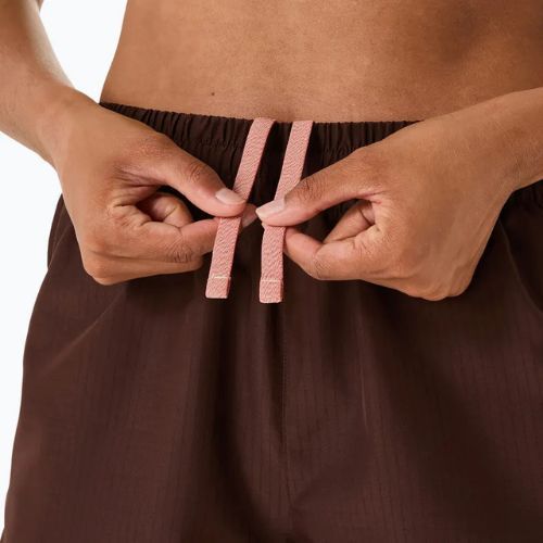 Шорти для бігу жіночі ASICS Nagino Run Adjustable 4IN coffee