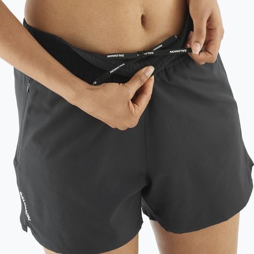 Шорти для бігу жіночі Salomon SHAKEout Core 4" deep black