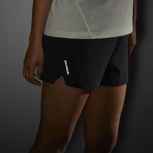 Шорти для бігу жіночі Salomon SHAKEout Core 4" deep black