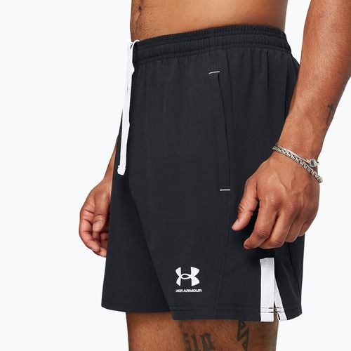 Шорти футбольні чоловічі Under Armour Challenger Pro Woven black / white