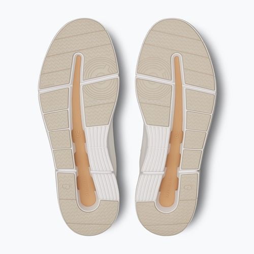 Кросівки жіночі On The Roger Advantage white/savannah