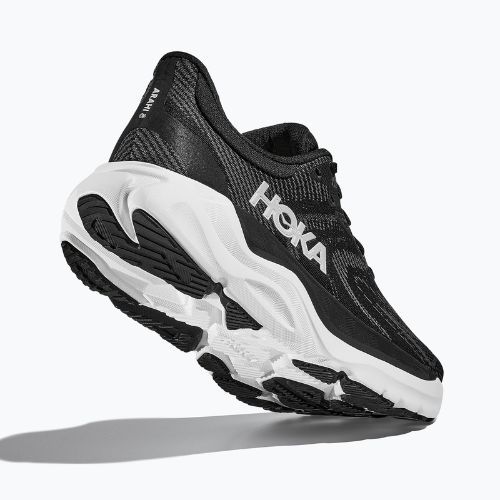Кросівки для бігу жіночі HOKA Arahi 8 black/white