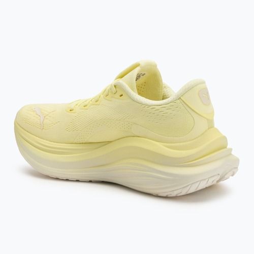 Кросівки для бігу жіночі PUMA MagMax Nitro gold moon