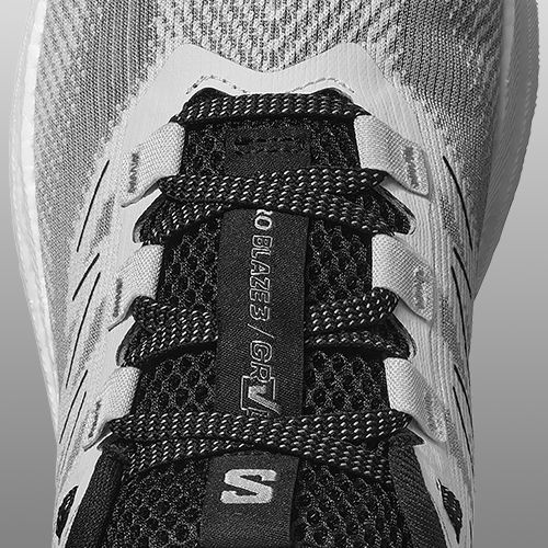 Кросівки для бігу жіночі Salomon Aero Blaze 3 GRVL lunar rock/white/black