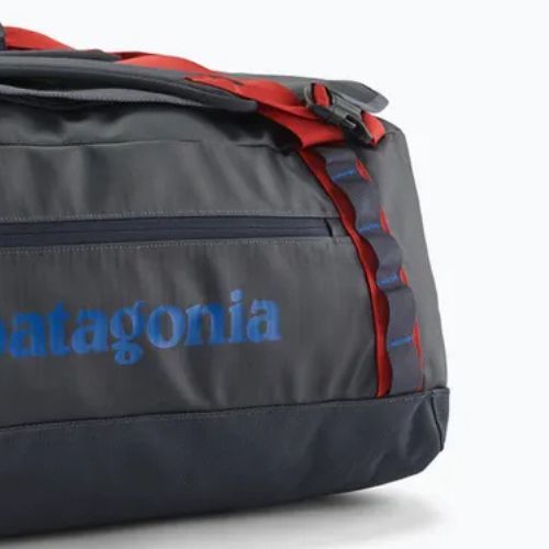 Сумка дорожня Patagonia Black Hole Duffel 55 л smolder blue/amanita red