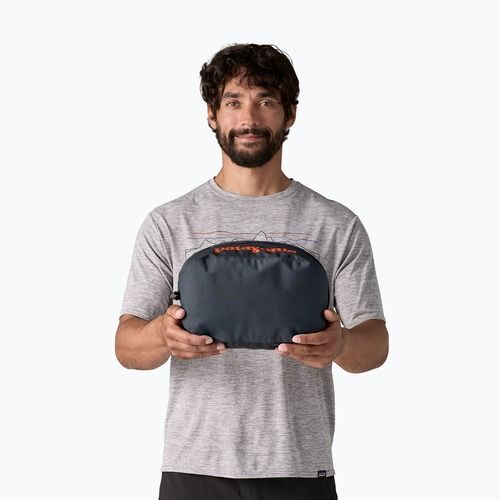 Органайзер туристичний Patagonia Black Hole Cube 6 л smolder blue / amanita red