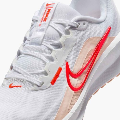 Кросівки для бігу жіночі Nike Downshifter 13 astronomy white / bright crimson / washed coral