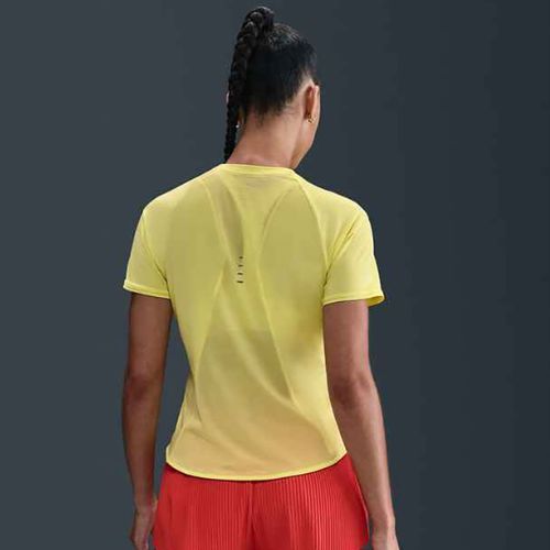 Футболка для бігу жіноча Nike Swift Dri-Fit light zitron