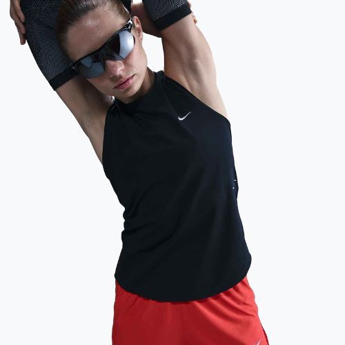 Футболка для бігу жіноча Nike Swift Dri-Fit black