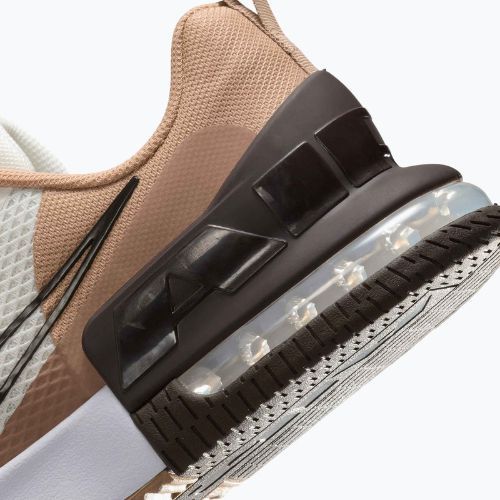 Кросівки для тренувань чоловічі Nike Air Max Alpha Trainer 6 sail/baroque brown/hemp/desert dust