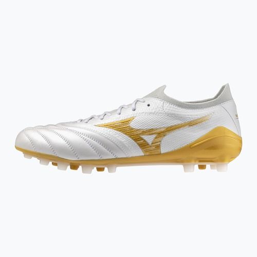 Кросівки футбольні Mizuno Morelia Neo IV Beta Japan AG white/mp gold/cool gray 3c