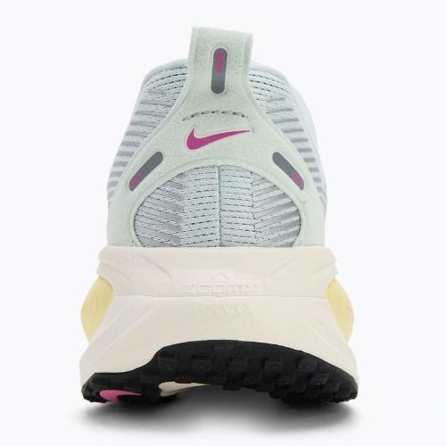 Жіночі бігові кросівки Nike Vomero 18 barely grey/pale ivory/cannon/playful pink