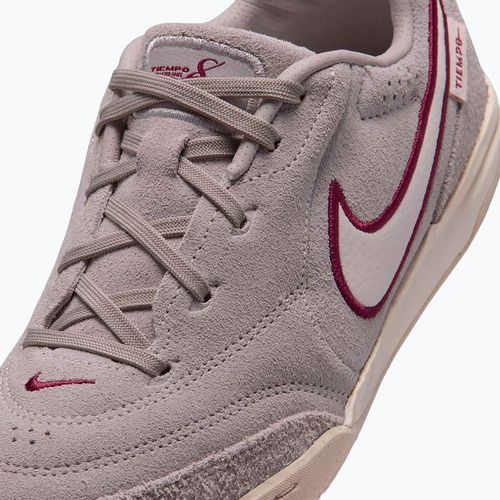 Кросівки футбольні дитячі Nike Tiempo Streetgato Premium Jr moon particle/team red/chalk