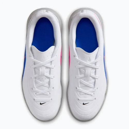 Кросівки футбольні дитячі Nike Tiempo Maestro Club Jr IC white/racer blue/pink blast/black