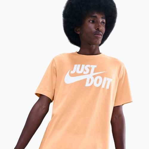 Футболка чоловіча Nike Sportswear JDI orange chalk
