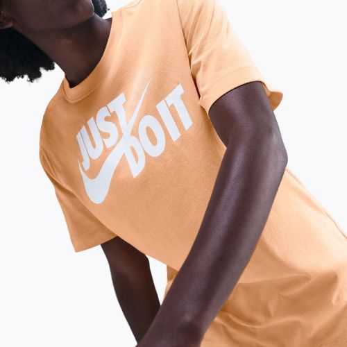 Футболка чоловіча Nike Sportswear JDI orange chalk