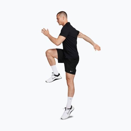 Шорти для бігу чоловічі Nike Form Dri-Fit Unlined 9" black/white